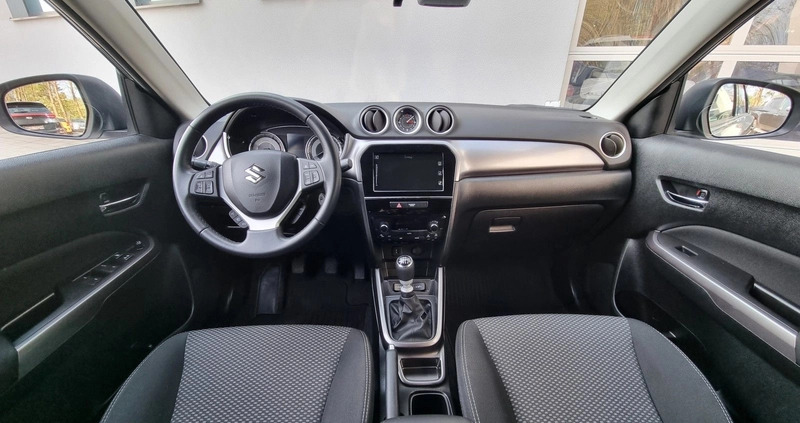 Suzuki Vitara cena 79900 przebieg: 50740, rok produkcji 2021 z Gdynia małe 781